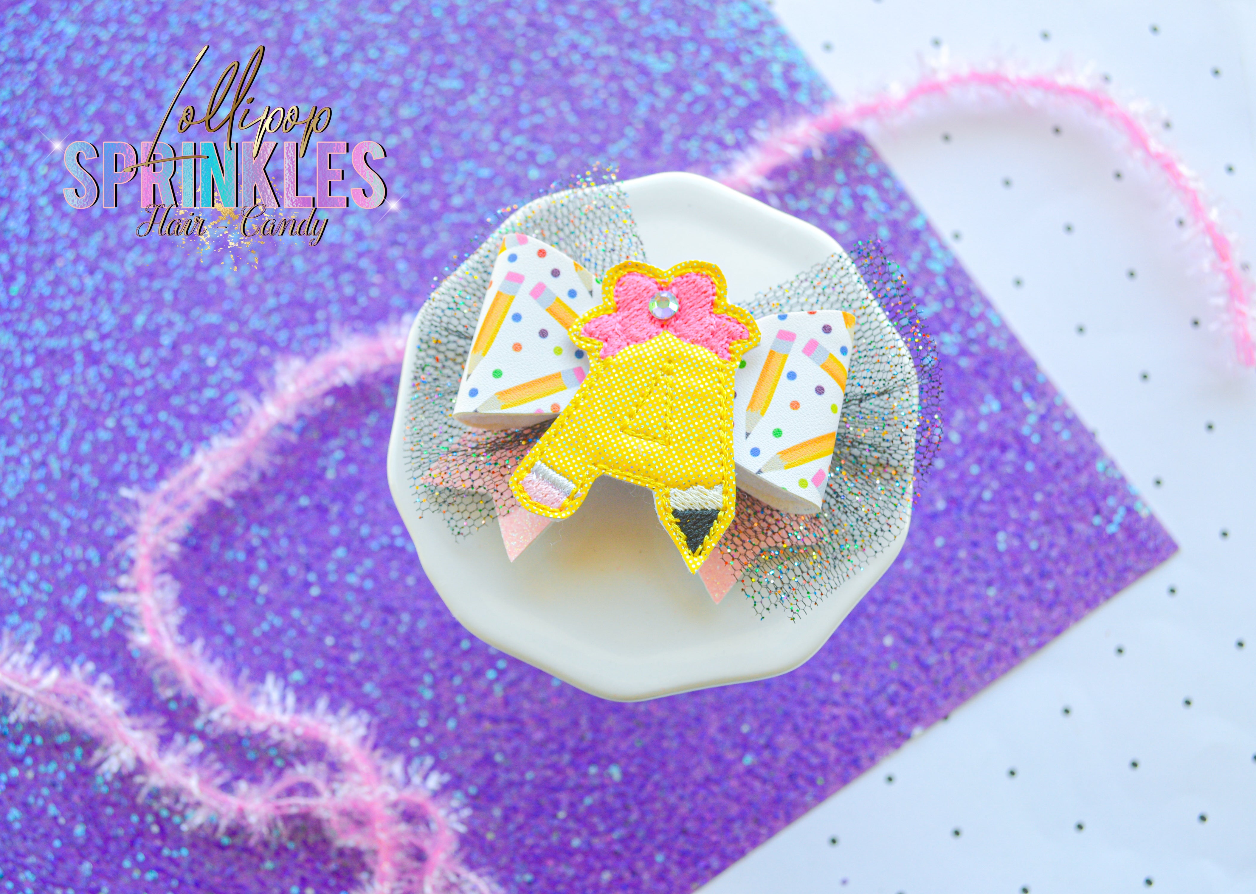Custom letter hairbow